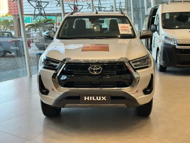 Toyota Hilux CD SRX 4X4 2.8 TDI 16V Diesel Aut. 2026