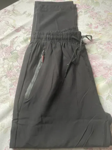 Calça Esportiva Unissex Preta