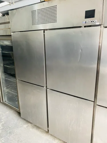 Freezer vertical Inox 04 portas Macom