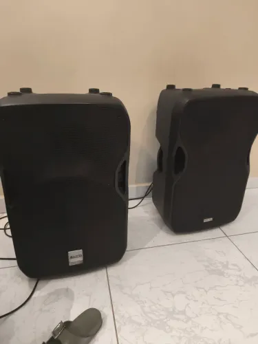 Caixas o par 3000 as duas ativas marca Alto 15 ts115w