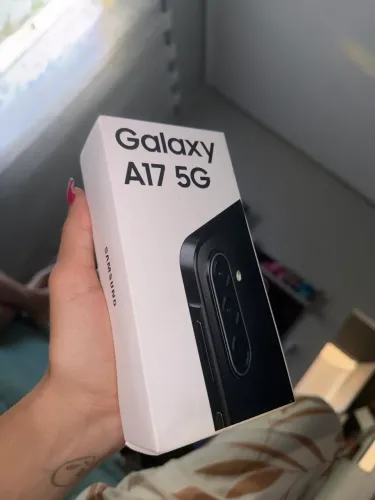 Samsung A17 5G 128gb (Lacrado com todos os acessórios)