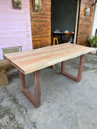 Mesa Rústica em Madeira Maciça Prancha Inteira 1,70m - JN Artesanatos