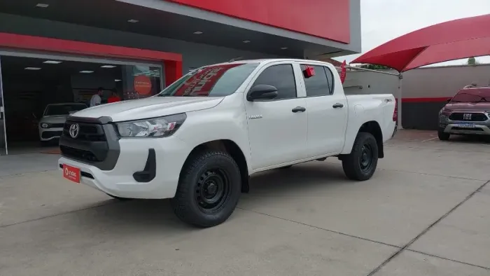Toyota Hilux CD SR 4X4 2.8 TDI Diesel Aut. 2024