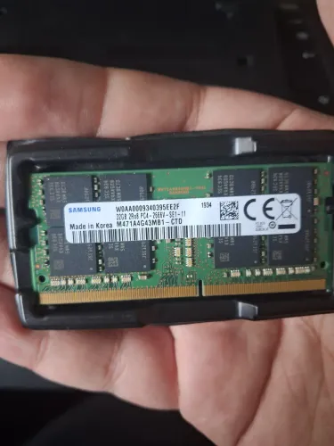 Memória RAM 32GB DDR4