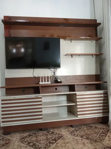 Estante para sala de estar