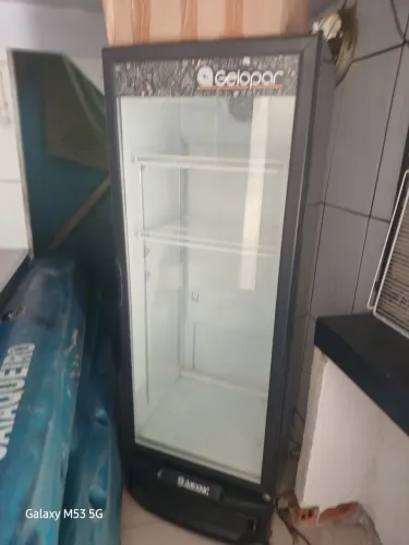Geladeira Expositora Gelopar 410 litros 127V