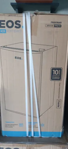 Frigobar 100 litros eos preto novo lacrado 