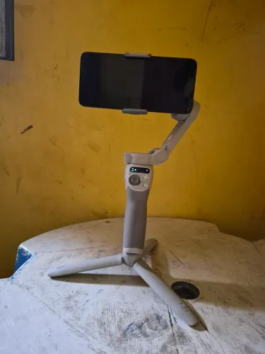 Estabilizador Dji Osmo Mobile SE