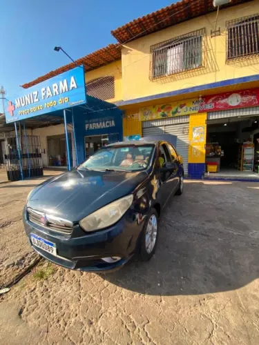 Fiat Grand Siena Essence Dual. 1.6 Flex 16V 2014