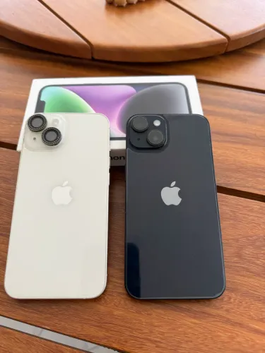2 IPhones branco estelar e um midnight os dois com 86% de bateria