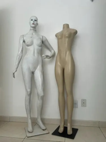 Vende-se manequins femininos