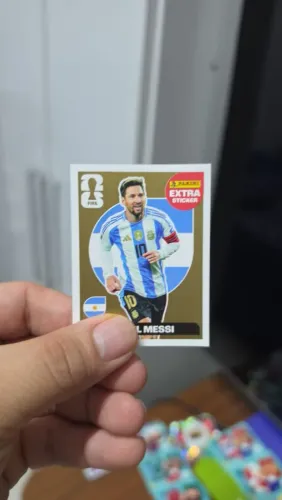 Lionel Messi Ouro - figurinha copa do mundo 2026