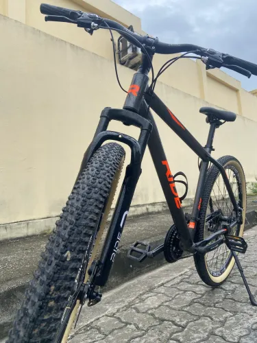 Bike aro 29 muito nova!!!