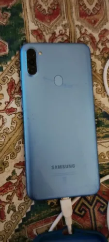 celular j 11 moderno 300.sseme novo