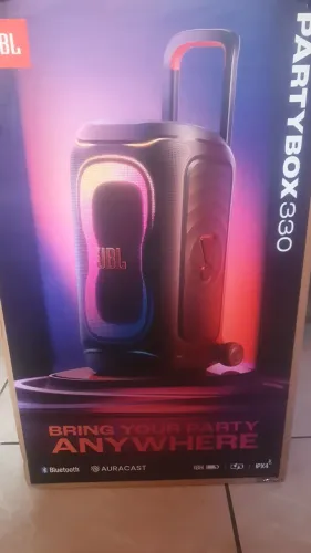 JBL 330 lançamento