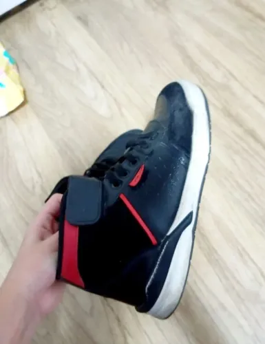 Tenis 36