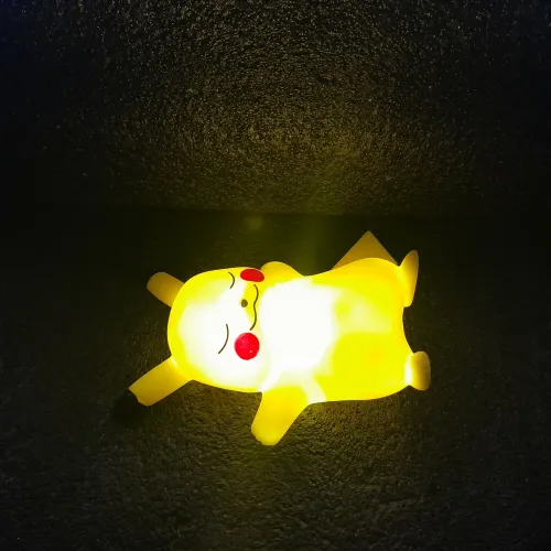 Pokemon Pikachu Que Acende Luz - Brinquedo Coleção 