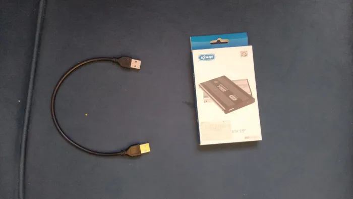 Hd externo 500gb semi novo