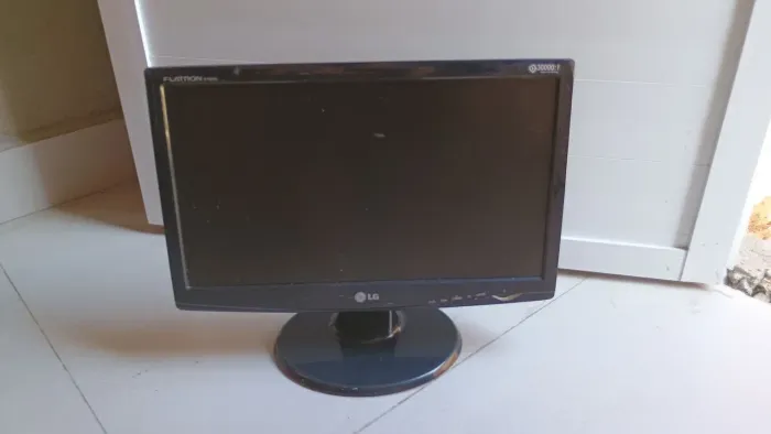 Oferta monitor Flatron W1943C de 19 polegadas