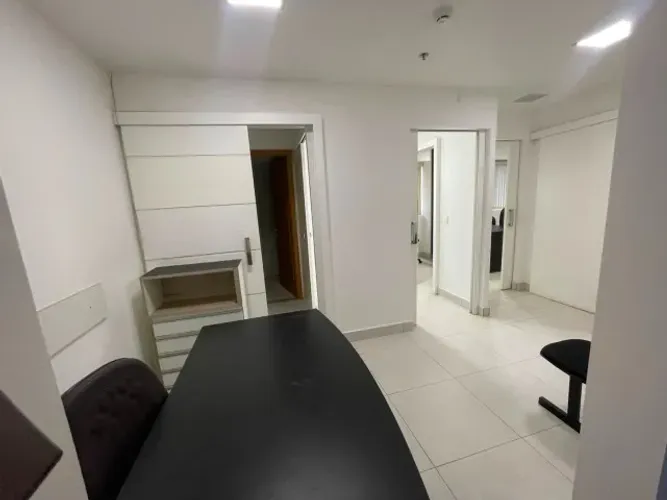 SALA COMERCIAL MOBILIADA - CONNECT TOWERS