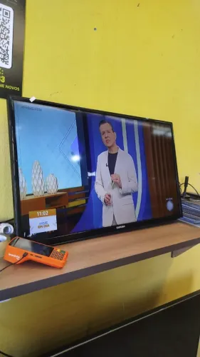 TV 42 POLEGADAS (NÃO É SMART ) 650,00