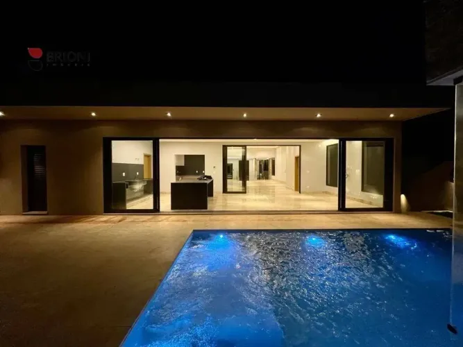 Sobrado alto padrão com 390m², 4 quartos, Condomínio Alphaville, em Ribeirão Preto/SP I Im