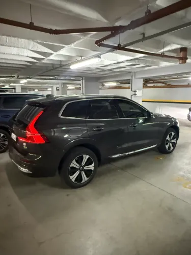 Volvo XC-60 T-8 Plus 2.0 AWD (híbrido) 2023