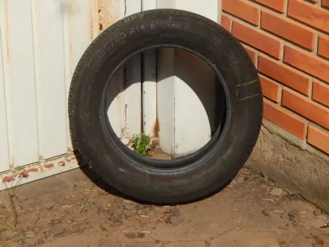 Pneu 185/60 R14 Champiro