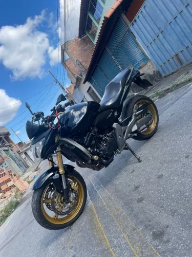 Hornet 600 2008 aceito troca por saveiro ou strada 