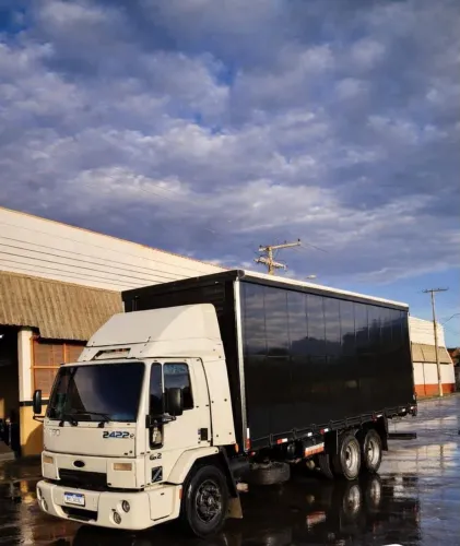 Truck 2422E FORD CARGO