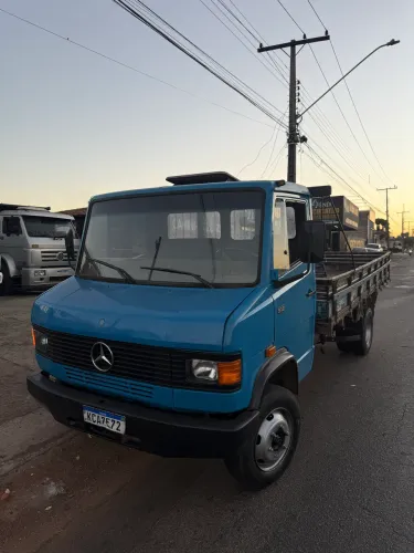 Mercedes Mb 912/710