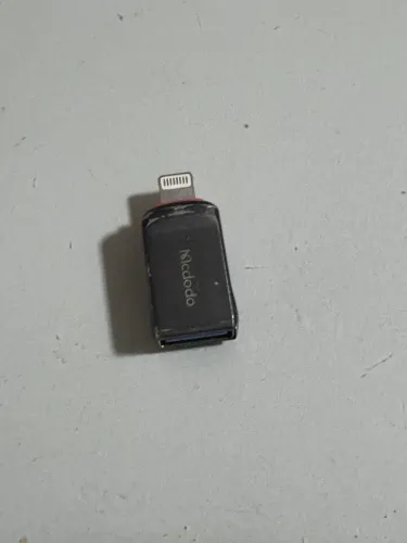 Adaptador Lightning para USB