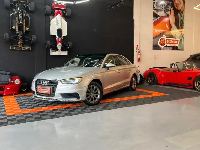 Audi A3 Sedan 1.4/ Attra. 16V TB FSI S-tronic 2014