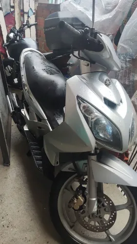 Moto neo 115cc econômica para o dia dia
