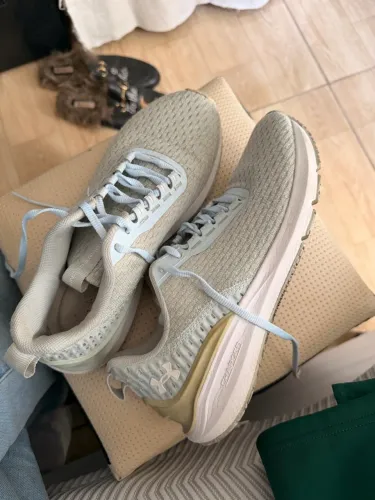 Tênis under armour
