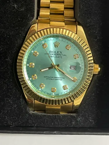 Relógio de Luxo Dourado - Design Clássico | Mostrador Azul Tiffany