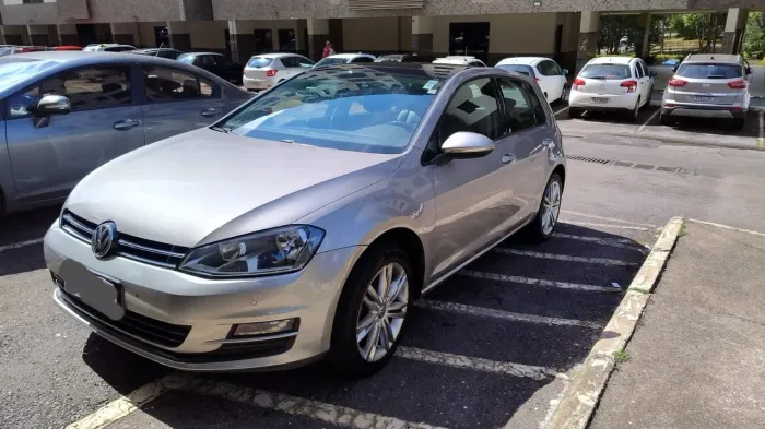 Volkswagen Golf Comfortline 1.6 MSI Total Flex Aut. 2016