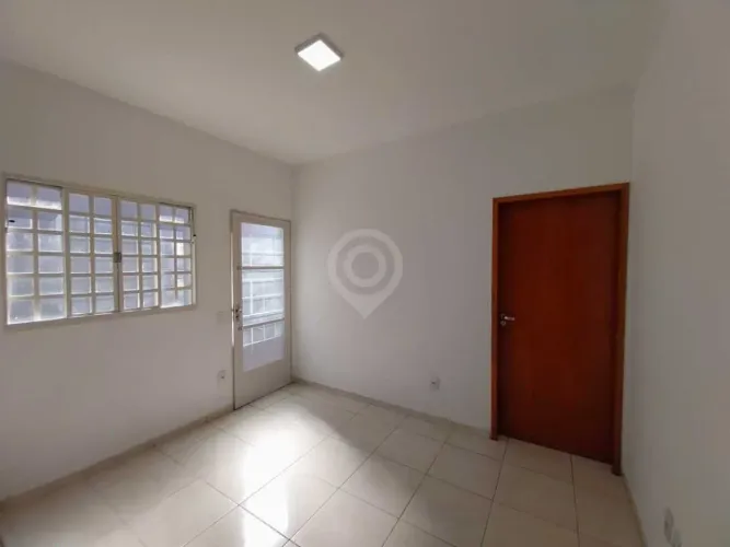 Casa de rua : / Residencial / Jardim México