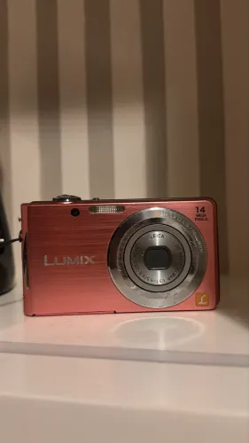 Camera Digital Lumix Rosa