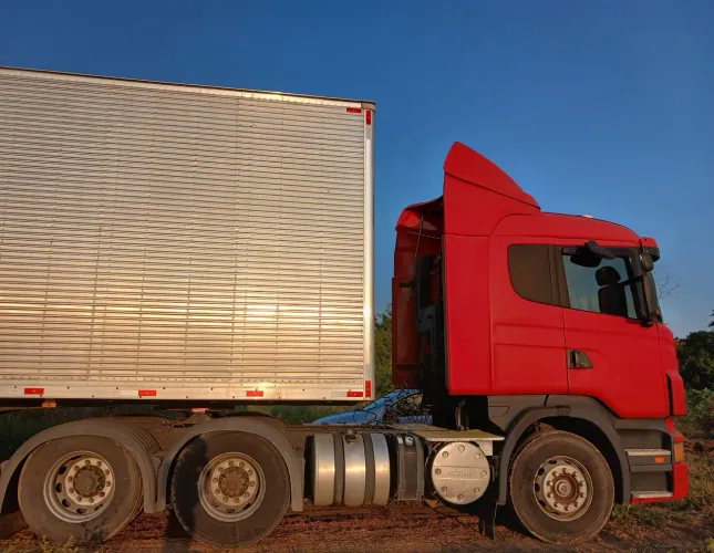 SCANIA R 440 A 6X2 2012 AUTOMÁTICO - REVISADA<br>