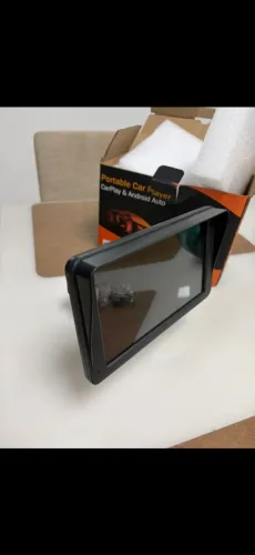 Multimídia portatil com car play + câmera de Ré.<br>Obs: câmera de Ré ainda nao foi usada!