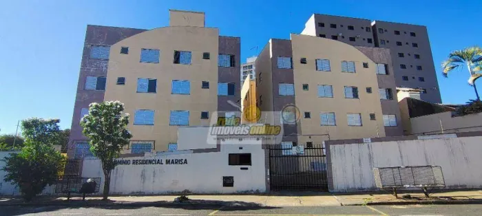 Apartamento com 2 dormitórios para alugar, 45 m² por R$ 2.065,95/mês - Mercês - Uberaba/MG