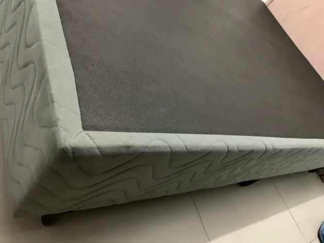 Box casal padrão 188x 138xx26 cor cinza seis meses de uso.
