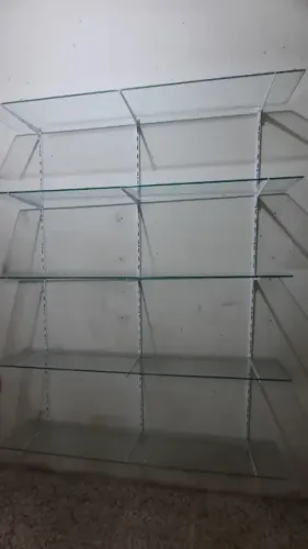 Prateleira de Vidro