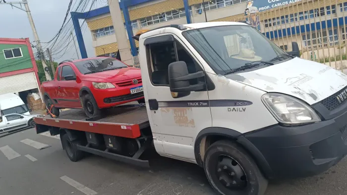 Iveco Daily 70c17 ano 2013