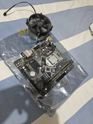 Kit Xeon 1270 V3 + 16 Gb ram + Placa mãe asrock