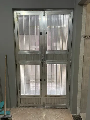 Porta de aluminio