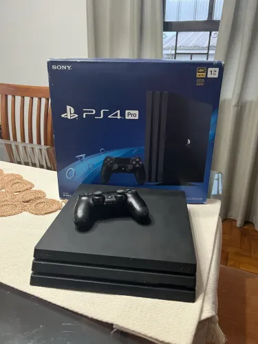 PS4 Pro Seminovo 1tb + 5 jogos originais 