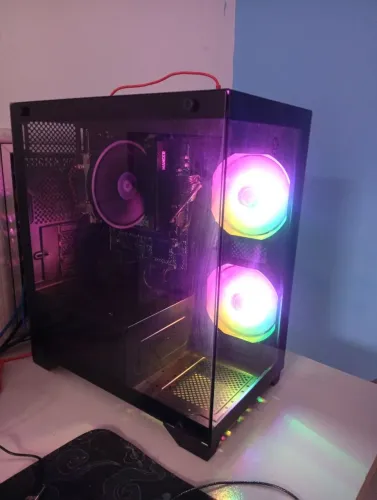 Vendo computador com pouco meses de uso