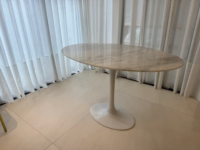 Mesa Mármore